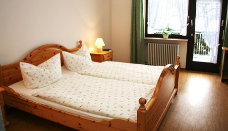 Doppelzimmer mit Balkon